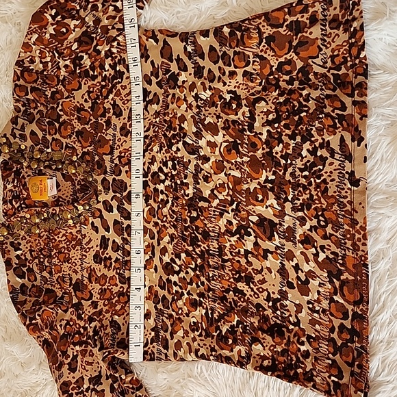Ruby Rd Leopard Print V-Neck Top - Picture 4 of 8
